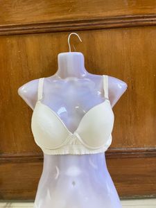 H&amp;M Pushup White Bra