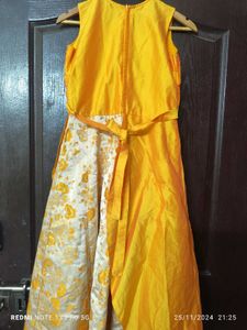 Girl&#39;s Beautiful Gown..