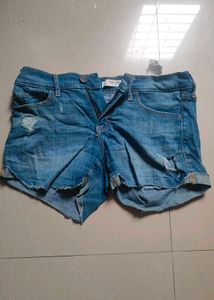 Scratch Denim Shorts
