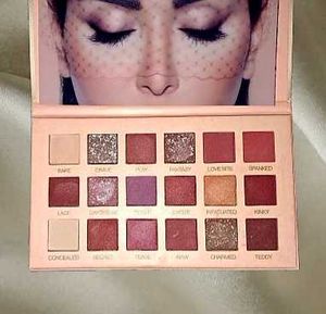 Nude Eyeshadow Palette