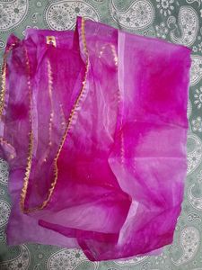 Gorgeous Pink Tie-Dye Saare