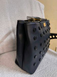 Slingbag (New With Tag)