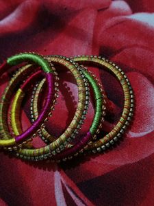 8 Tread Bangles