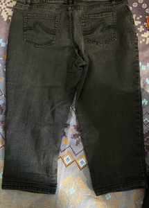 Charcoal Black Washed Capri