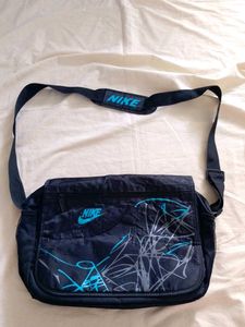 Nike Originals Authentic Gym Bag For Men And Women