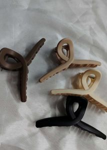Hair Claw Clips - Set of 4