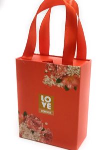Teddy Bear &amp; Roses Gift Set