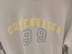 Beige Sweatshirt (S)