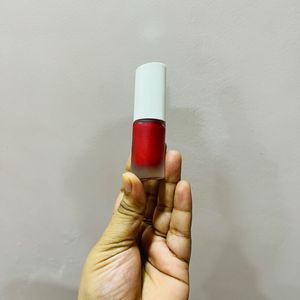 Red Liquid Lipstick – Long Lasting Matte Finish