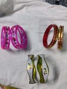 New Bangles Never Used With Free Earring