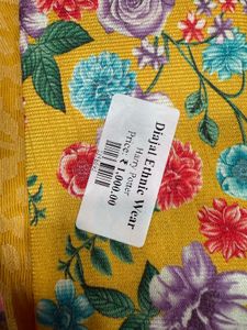 Brasso Plan Saree With Flora Print Blouse Piece