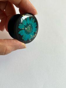 Mobile Popsocket- Teal Daisy