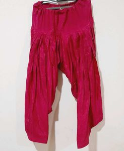 Magenta Salwaar