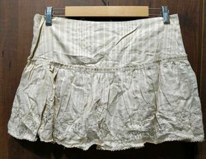 Abercrombie & Fitch_Pleated Vintage Mini Skir