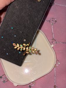 Leaf Design Gold Ring