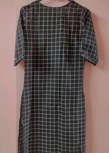 Black And White Checkered Kurta With 3/4 Sleeves