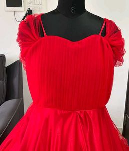 Pre Wedding Gown For Women