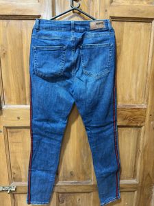 Vero Moda jeans (Gift assured🎀🎁)