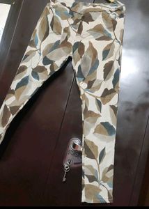 Light Olive Leaves Printed Trouser Pant 32 Waist