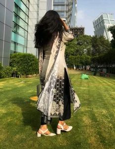 Libas Women Floral Printed Regular Kurta with Trou