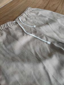 Baggy Beige Cargo Pants