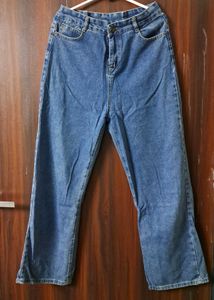 Straight Jeans