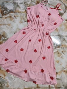 beautiful strawberry printed night