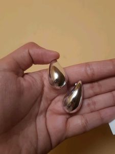 Silver Teardrop Earrings