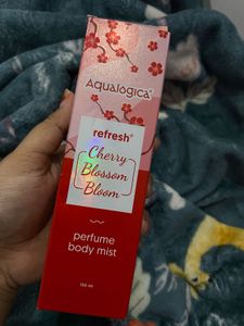 Aqualogica Cherry Blossom Body Mist