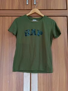 T Shirt Olive  Green 💚