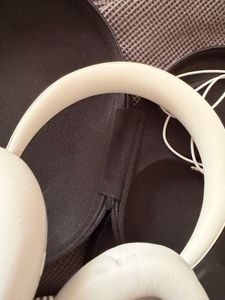 Bose nc 700 headphones