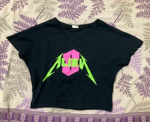 Alien baby tee