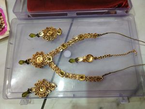 Kundan Set