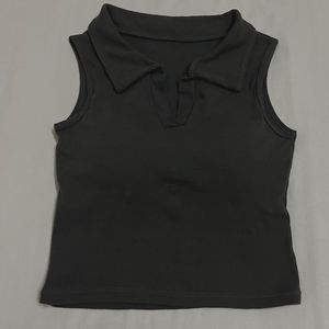 Sleeveless Collared Top