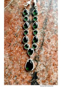 Green Ad Stones Neck Set