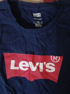 Casual Wear Levis Tshirt