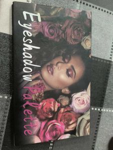 Eyeshadow Palette