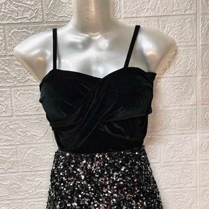 Black Velvet Spaghetti Crop Top