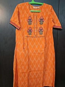 Aline Ikkat Kurti With Front Pockets N Applique