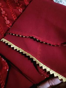 MAROON EMBROIDED KURTI DUPATTA SET