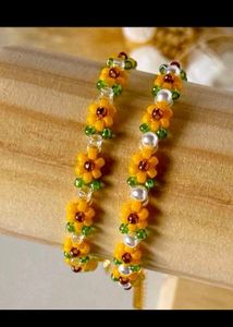 Flower Beaded Bracelet