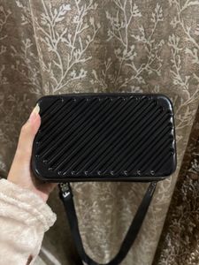 A cool box side bag
