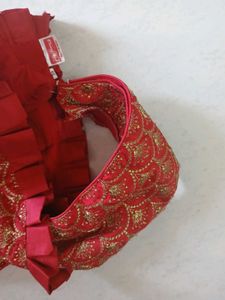 Crop Blouse-Sleeve Material Attached Inside
