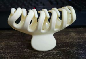 Set Of 2 Grip Hair Claws! 🍢