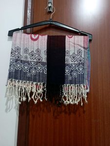Multicolor Floral Printed Women&#39;s Stole