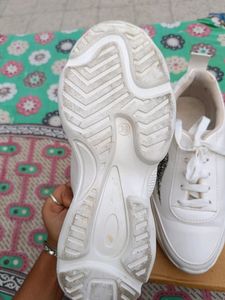 🔥🔥Comfortable Casual White 🤍 Sneakers For Women