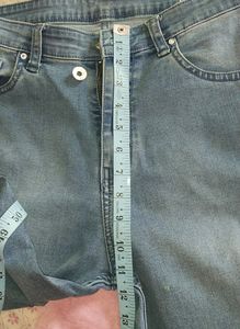 Slim Fit High Rise Ankle Length Jeans