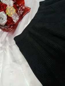 Black Woolen Mini Skirt🖤