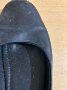 Black Shoes
