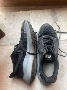 Nike Running Shoes - Excellent Condition